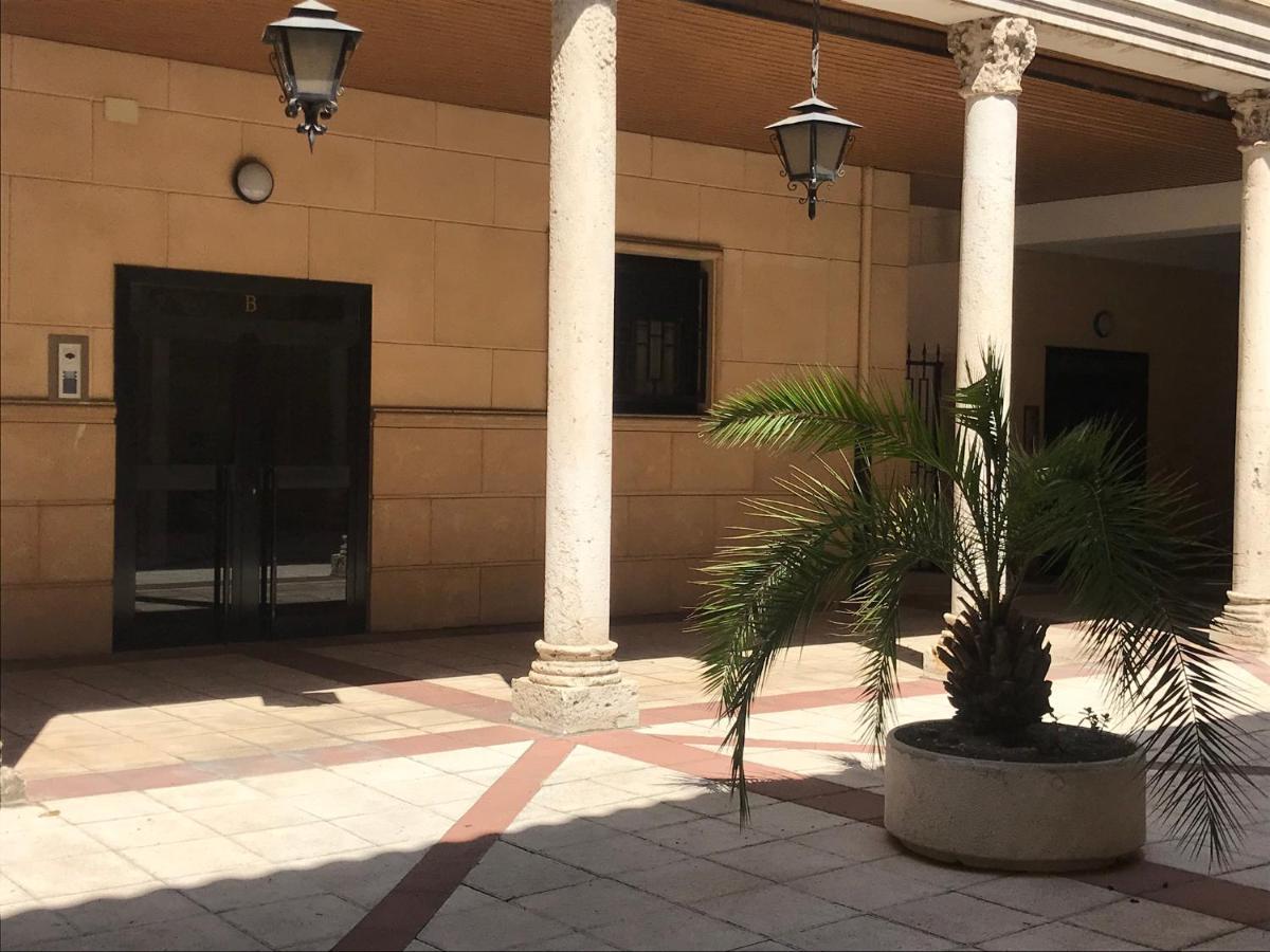 Las 5 Bes- Estudio Bed&Breakfast Valladolid Exterior foto